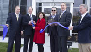 IDEX Health & Science 的全新光学工厂在纽约罗切斯特开业剪彩